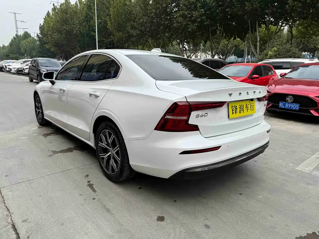 Volvo S60 — миниатюра 4