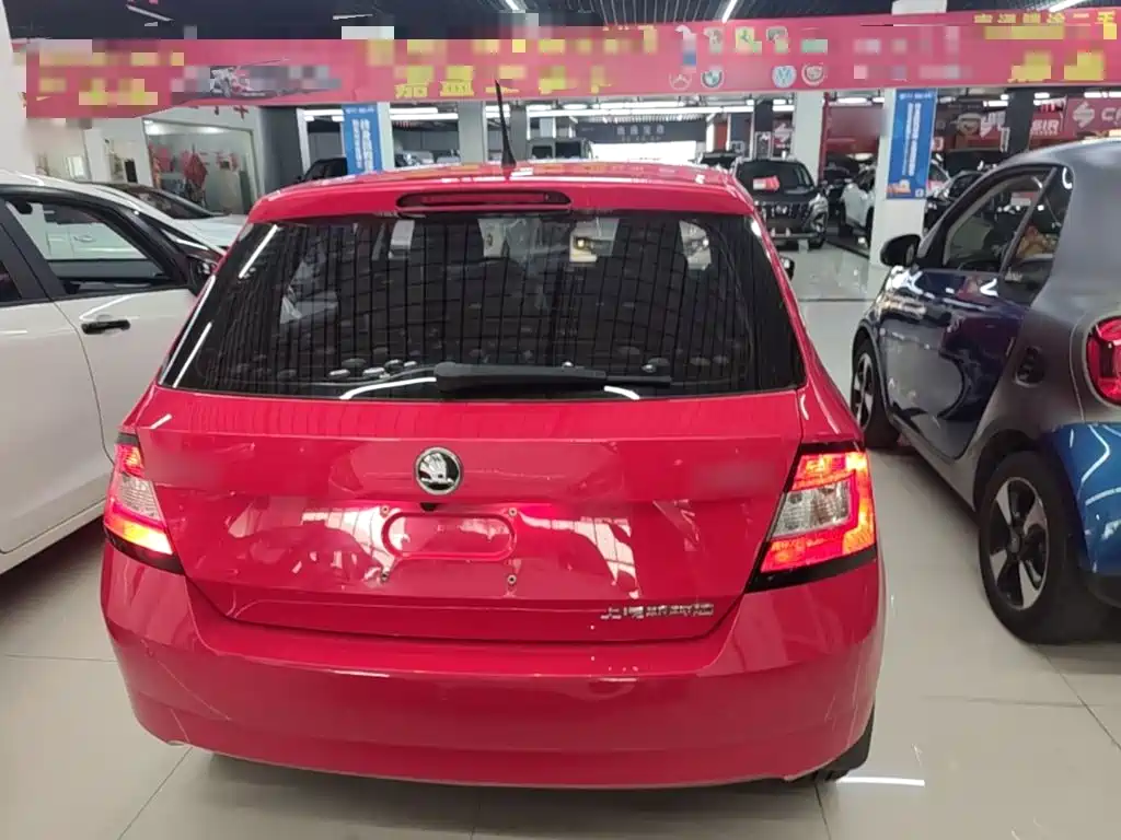 Skoda Fabia — миниатюра 6
