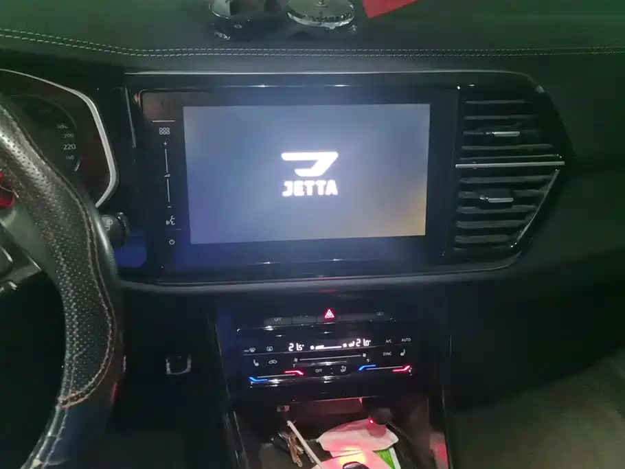 Jetta VS7 — миниатюра 13