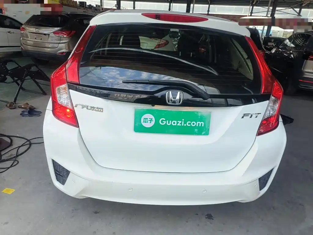 Honda Fit — миниатюра 6