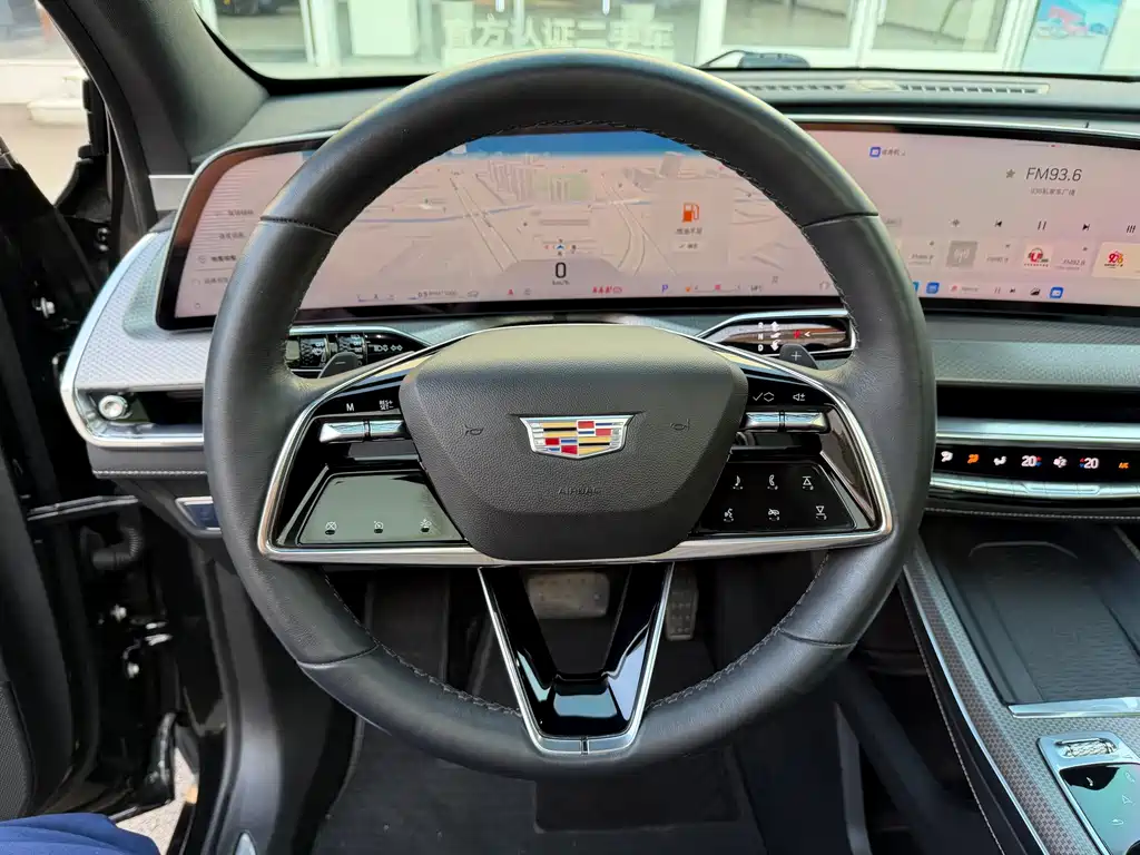 Cadillac XT5 — миниатюра 6