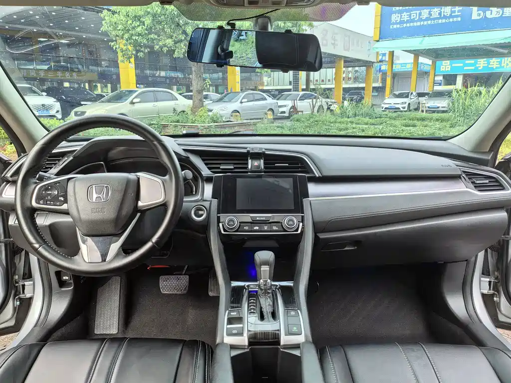 Honda Civic — миниатюра 7