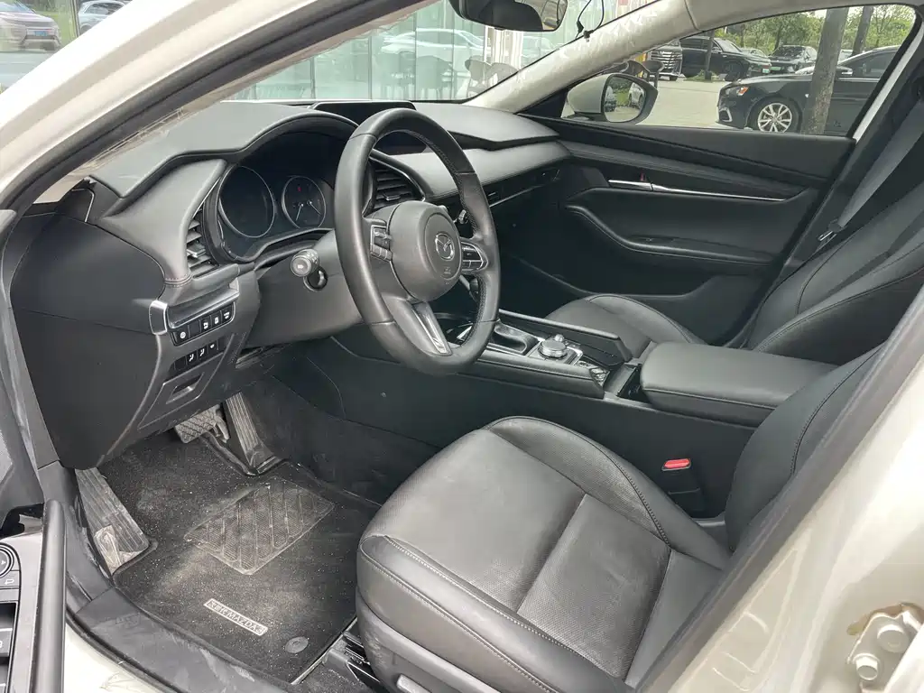 Mazda 3 Axela — миниатюра 7