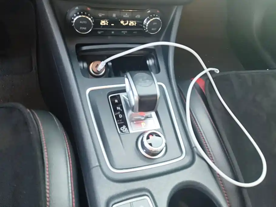 Mercedes-Benz GLA AMG — миниатюра 16