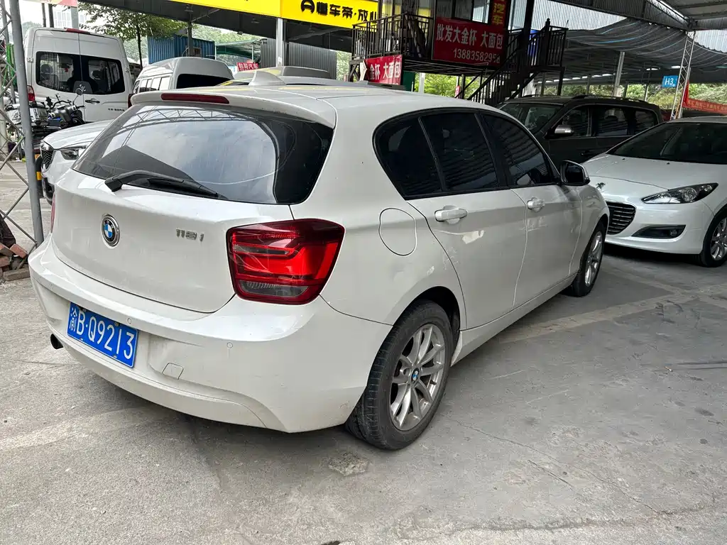 BMW 1 Series (Import) — миниатюра 4