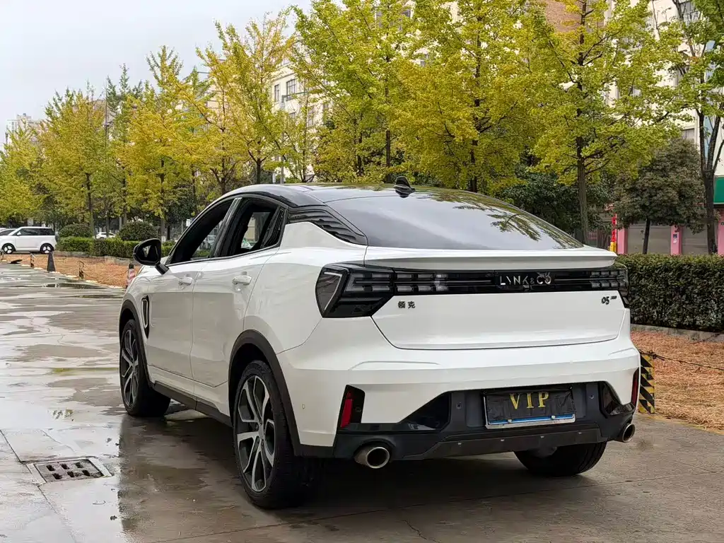 Lynk & Co 05 — миниатюра 9