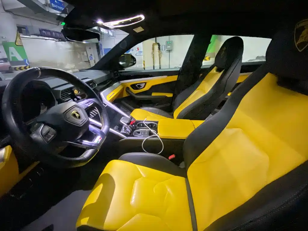 Lamborghini Urus — миниатюра 7
