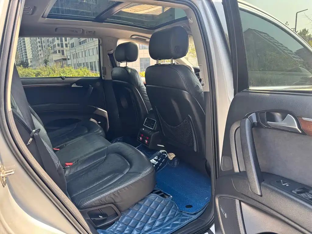 Audi Q7 — миниатюра 15