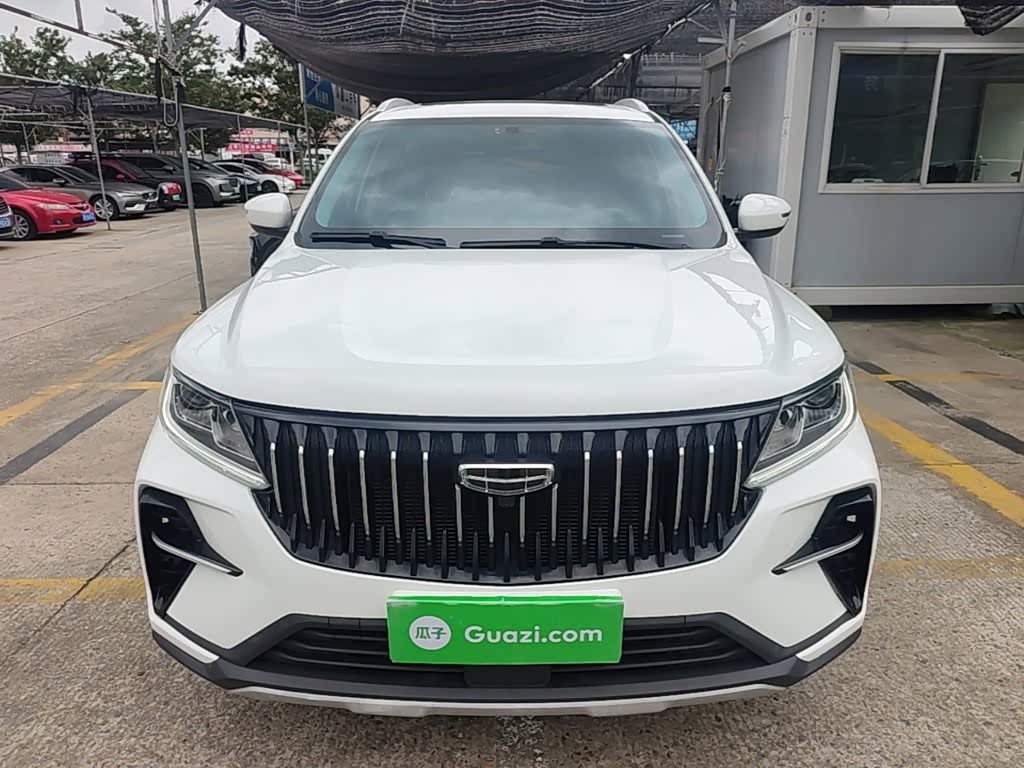 Geely Emgrand X6 1.4 л 2024 г. Белый, пробег 19400 км