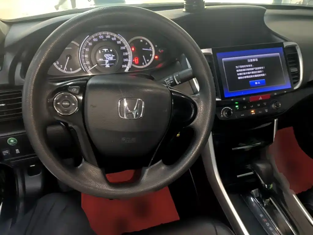 Honda Accord — миниатюра 10