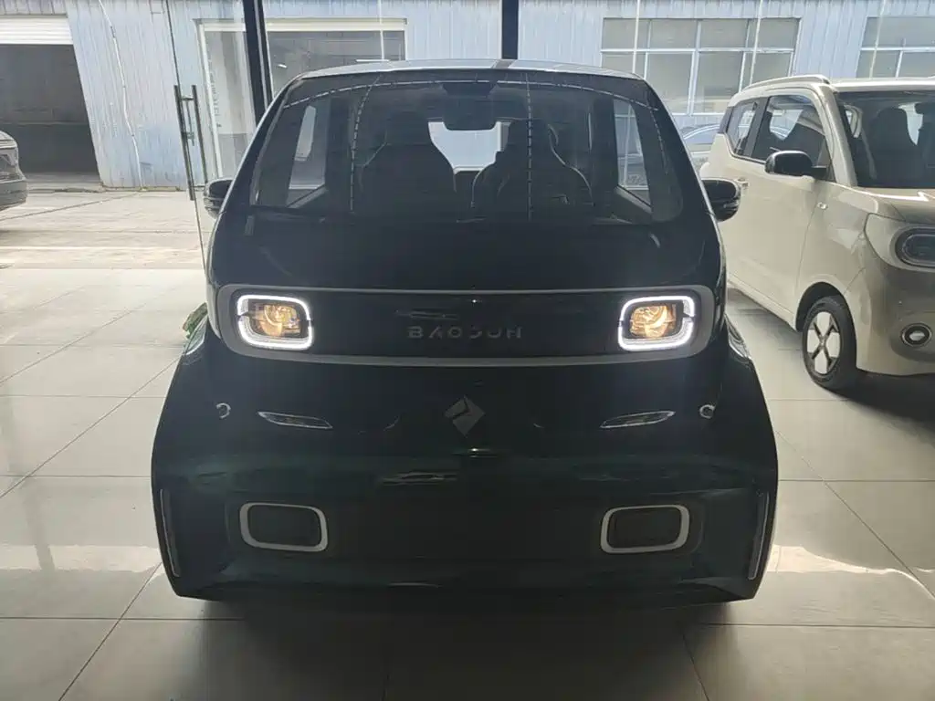 Baojun KiWi EV — миниатюра 3