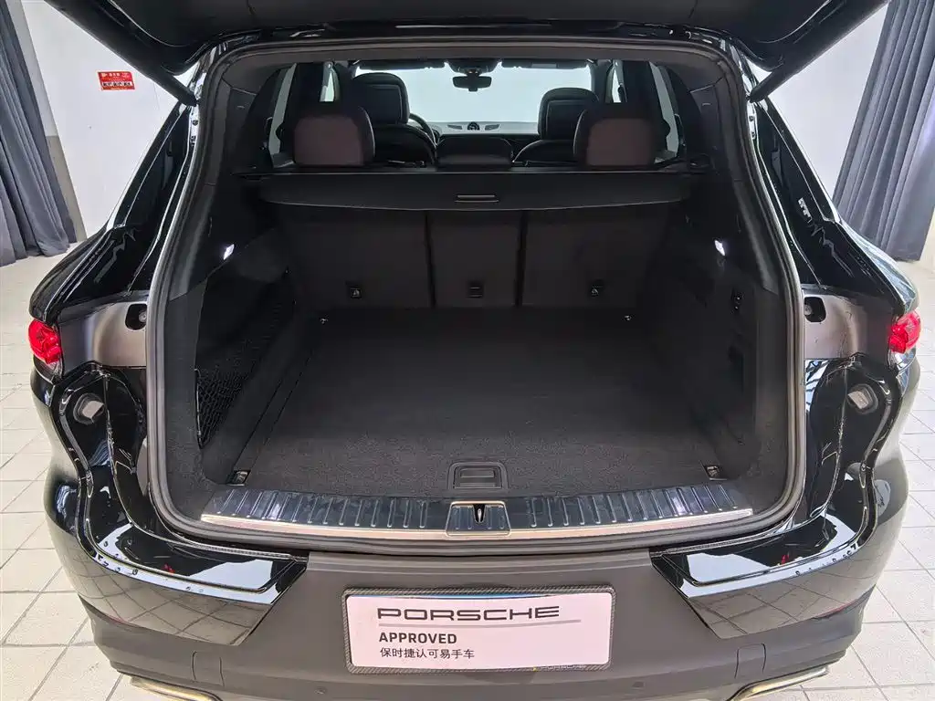 Porsche Cayenne — миниатюра 18