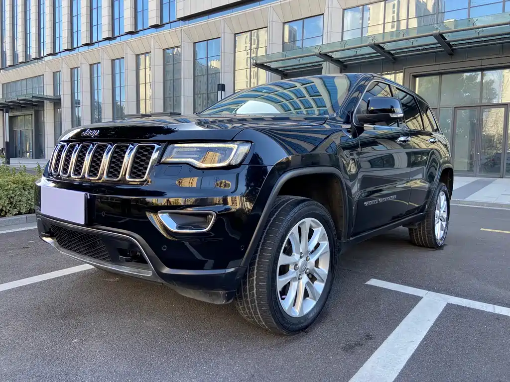 Jeep Grand Cherokee (Import)