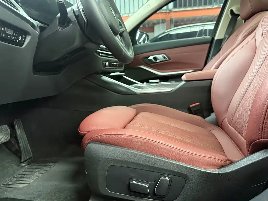 BMW 3 Series — миниатюра 4
