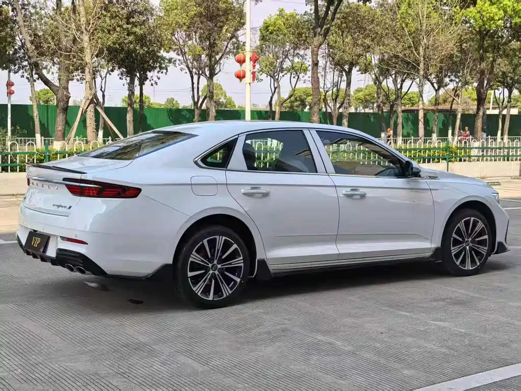 Geely Xingrui — миниатюра 15