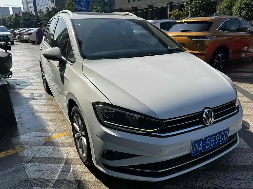 Volkswagen Golf Sportsvan — миниатюра 2