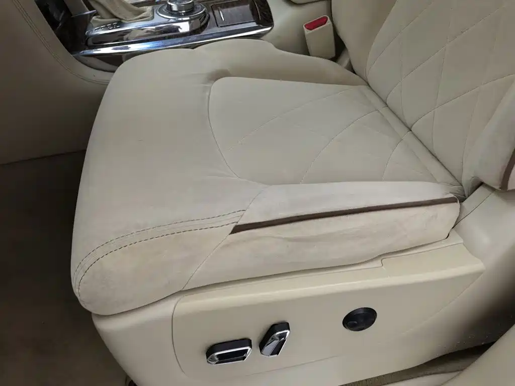 Nissan Patrol — миниатюра 20