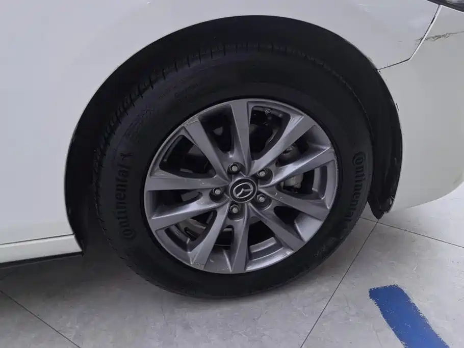 Mazda 3 Axela — миниатюра 6