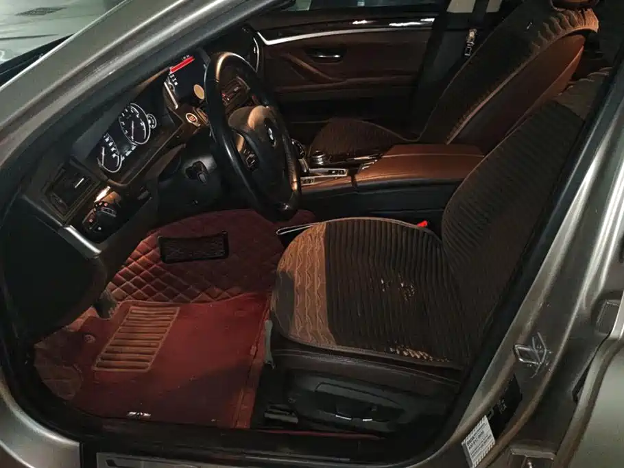 BMW 5 Series — миниатюра 9