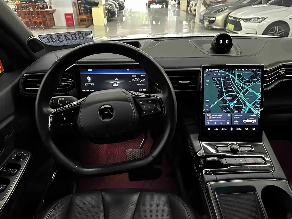 NIO ES8 — миниатюра 14