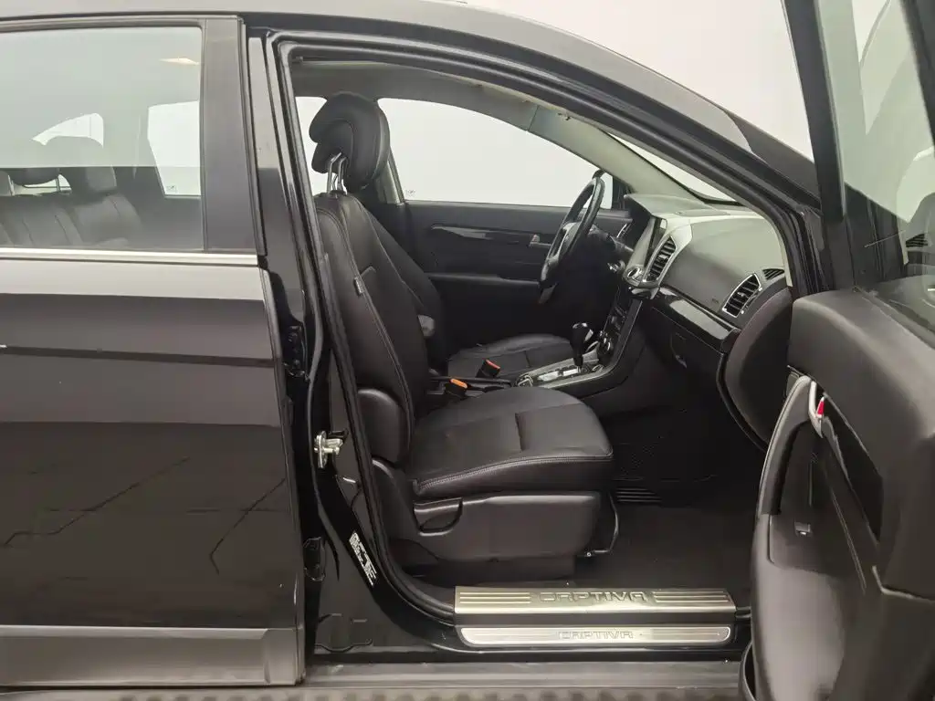 Chevrolet Captiva — миниатюра 23