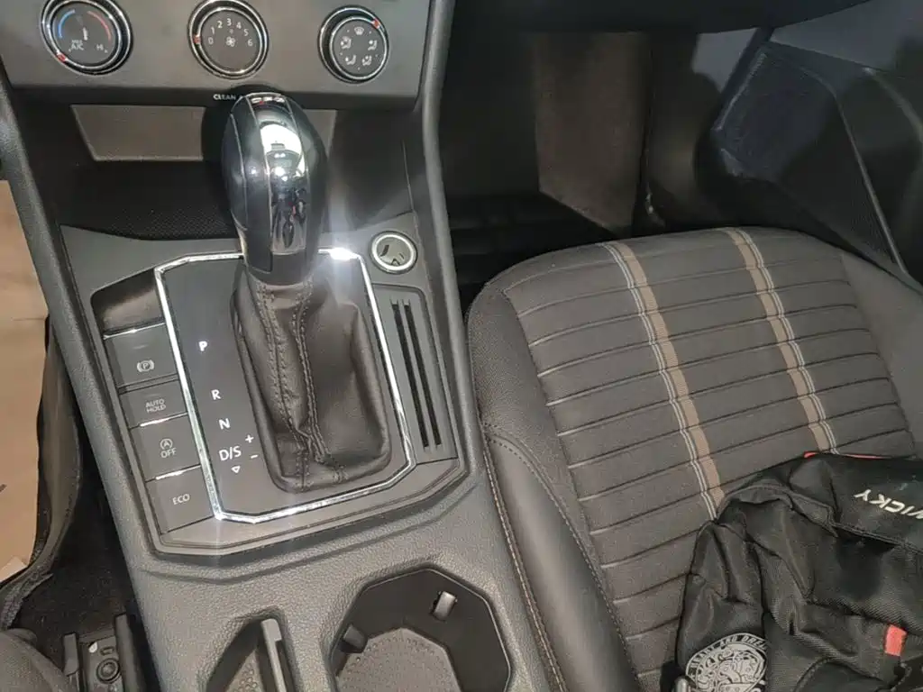 Volkswagen Lavida — миниатюра 14