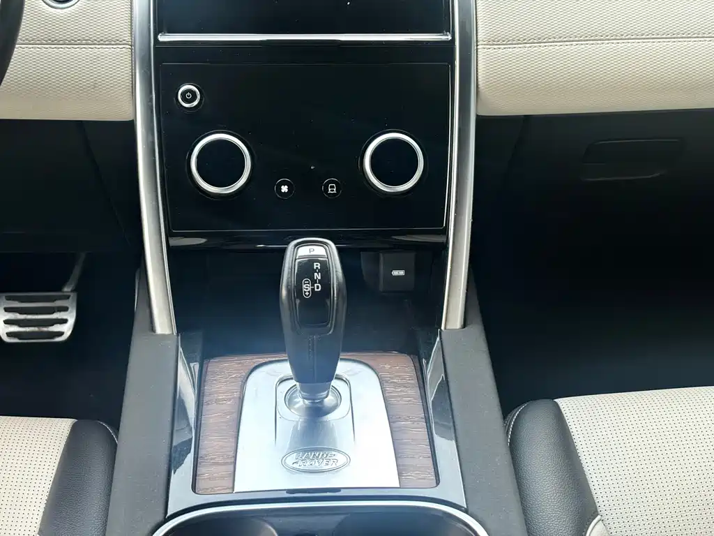 Land Rover Discovery Sport — миниатюра 12