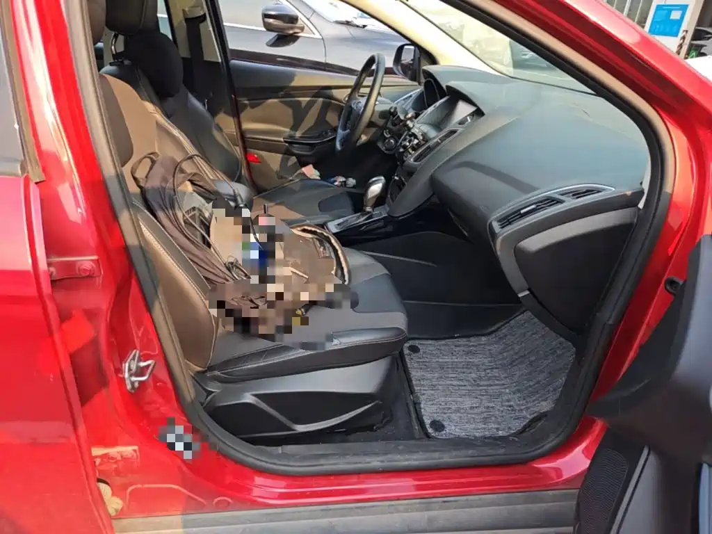Ford Focus — миниатюра 9