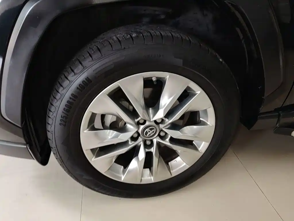Toyota Wildlander — миниатюра 23