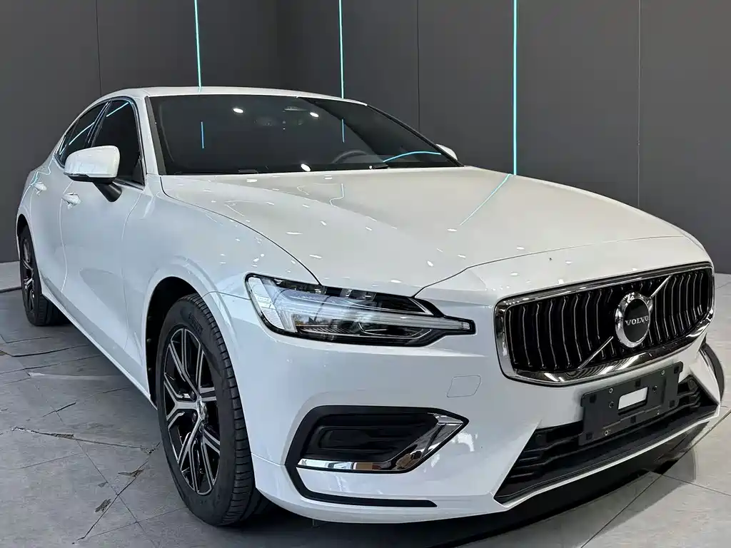 Volvo S60 — миниатюра 3