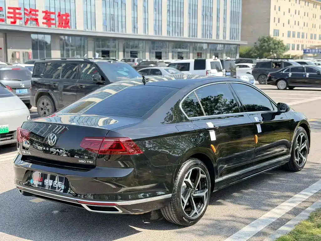 Audi A6L — миниатюра 9