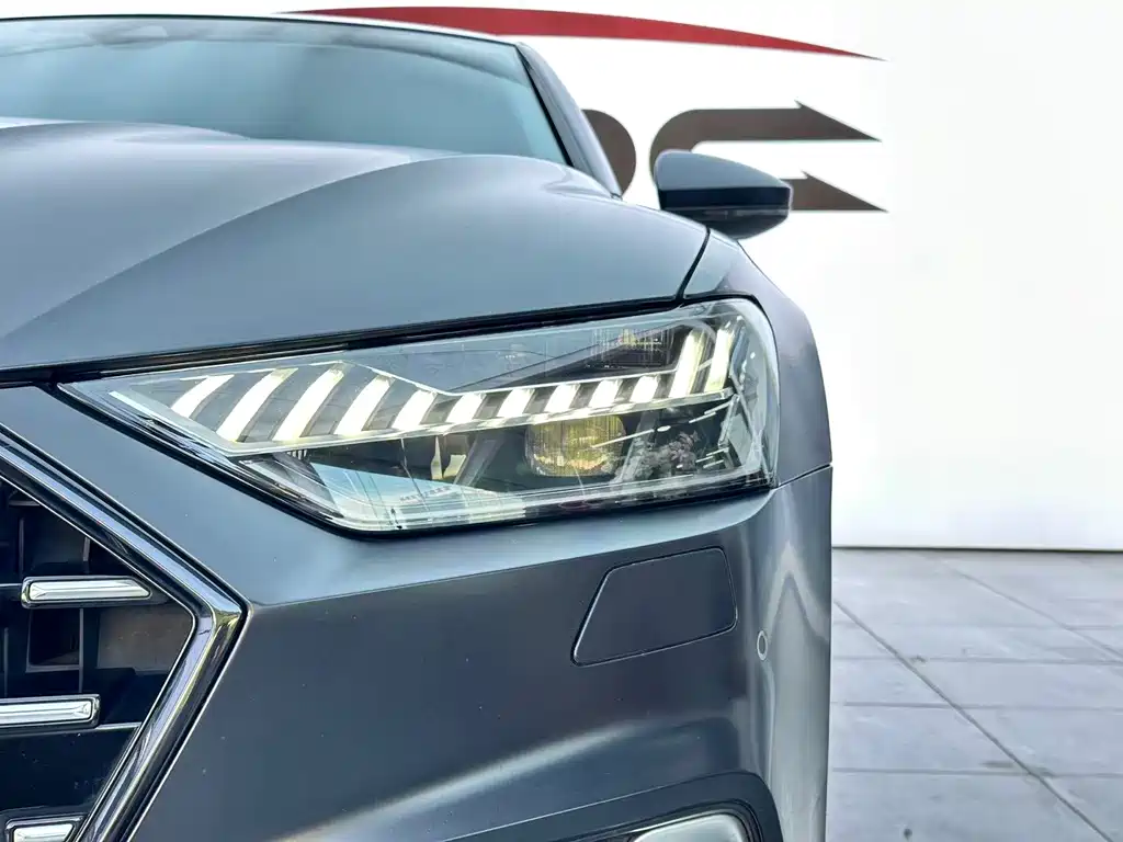 Audi A7L — миниатюра 5