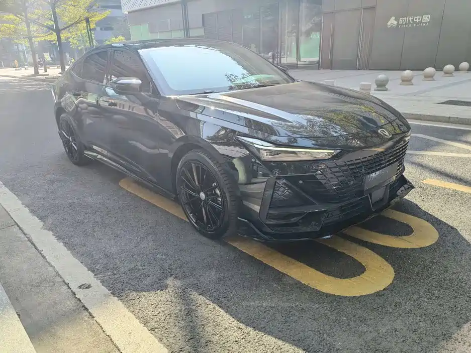 Changan UNI-V — миниатюра 3