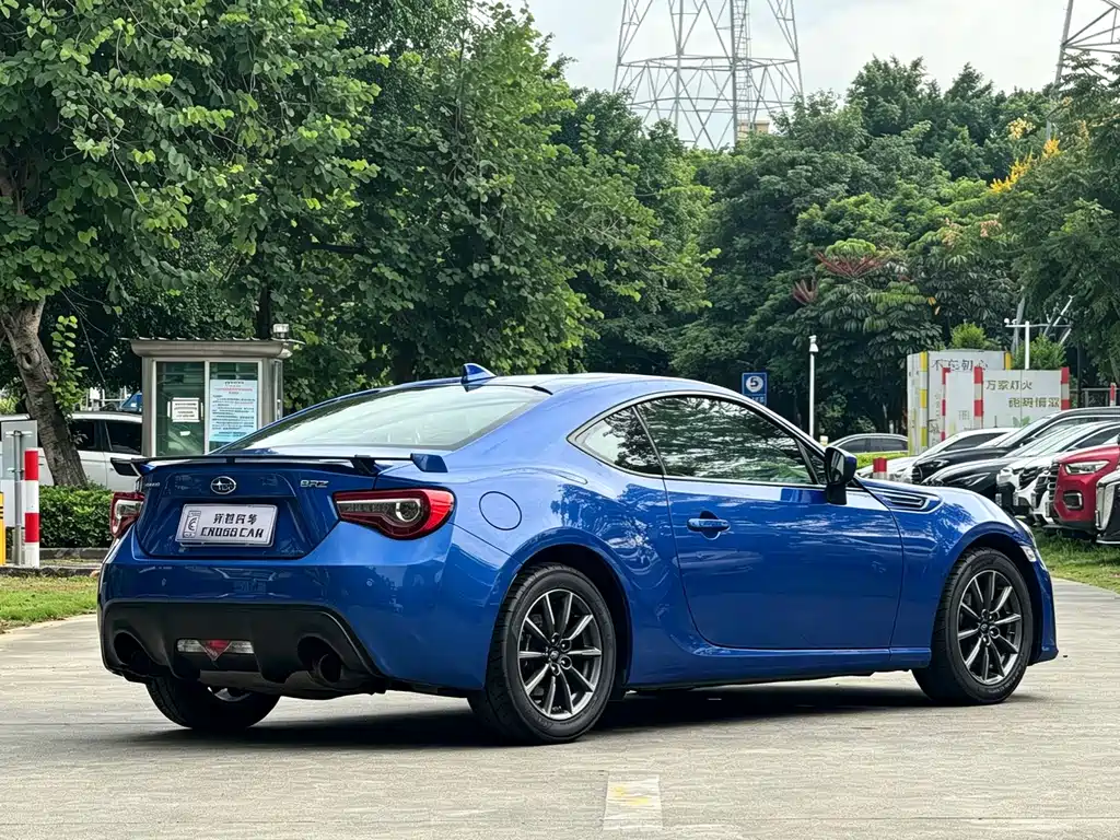 Subaru BRZ — миниатюра 5