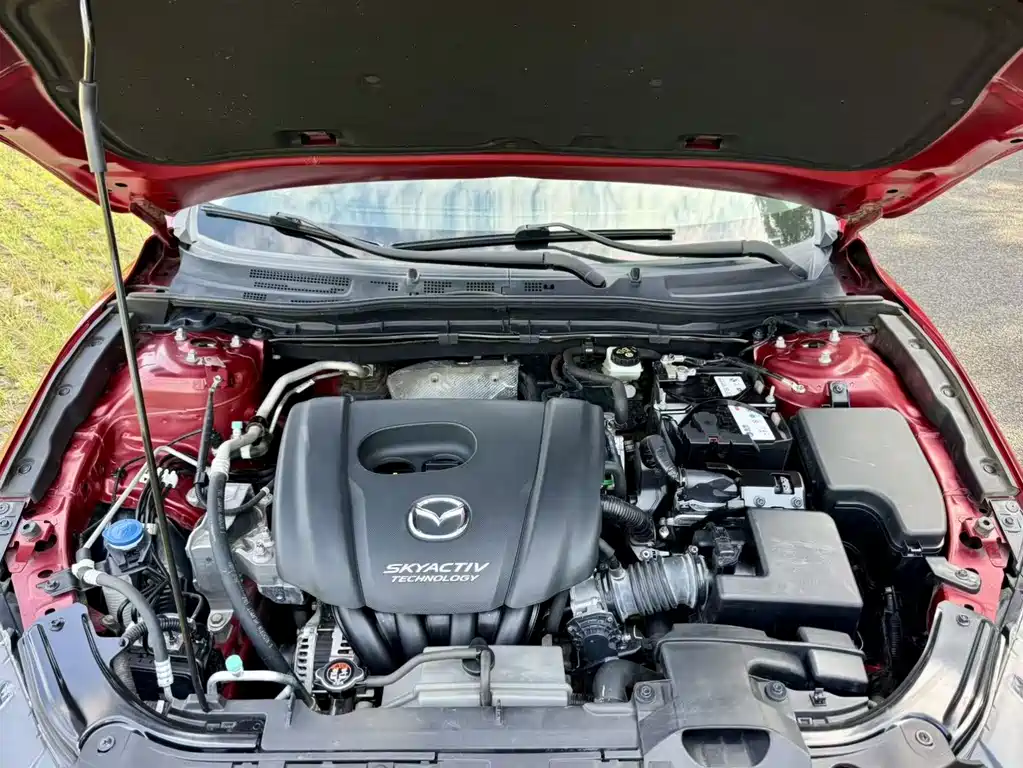 Mazda 3 Axela — миниатюра 10