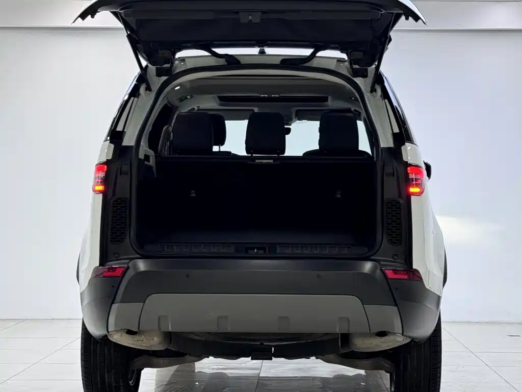 Land Rover Discovery — миниатюра 5