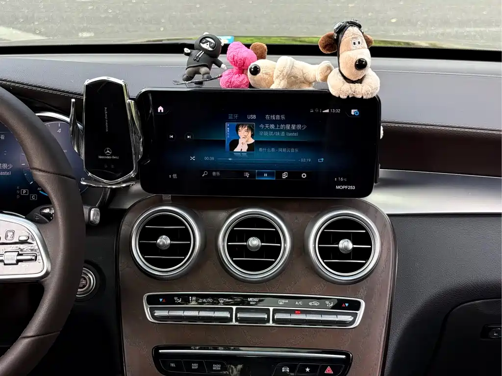 Mercedes-Benz GLC — миниатюра 8