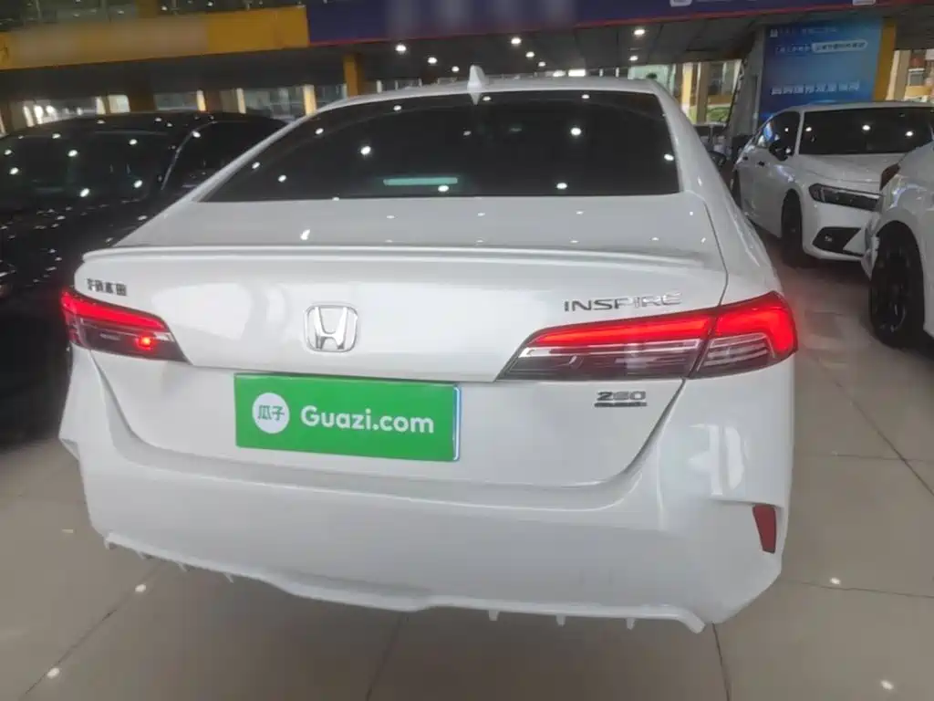 Honda Inspire — миниатюра 6