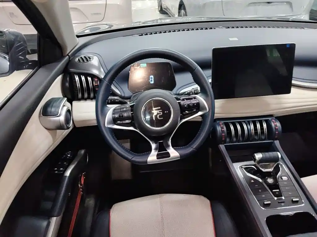 BYD Yuan Plus — миниатюра 11