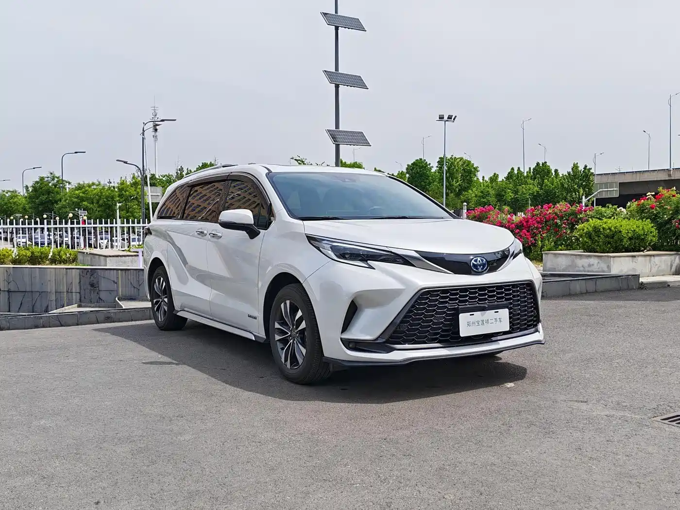 Toyota Grevia 2024 Белый из Китая, фото 4