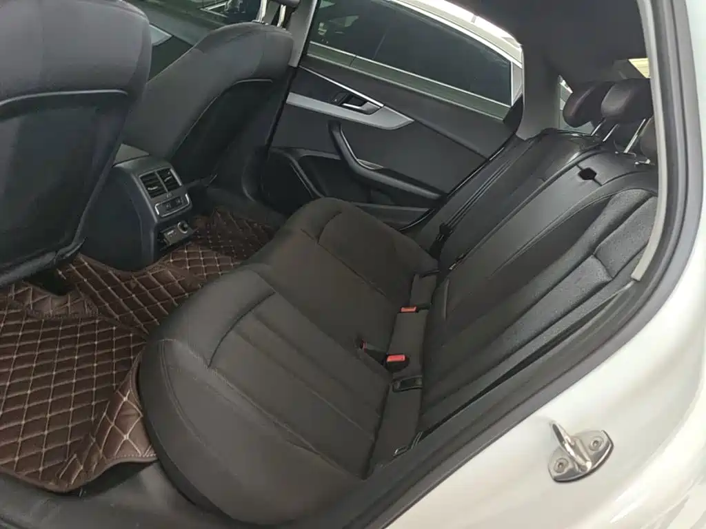 Audi A4L — миниатюра 17