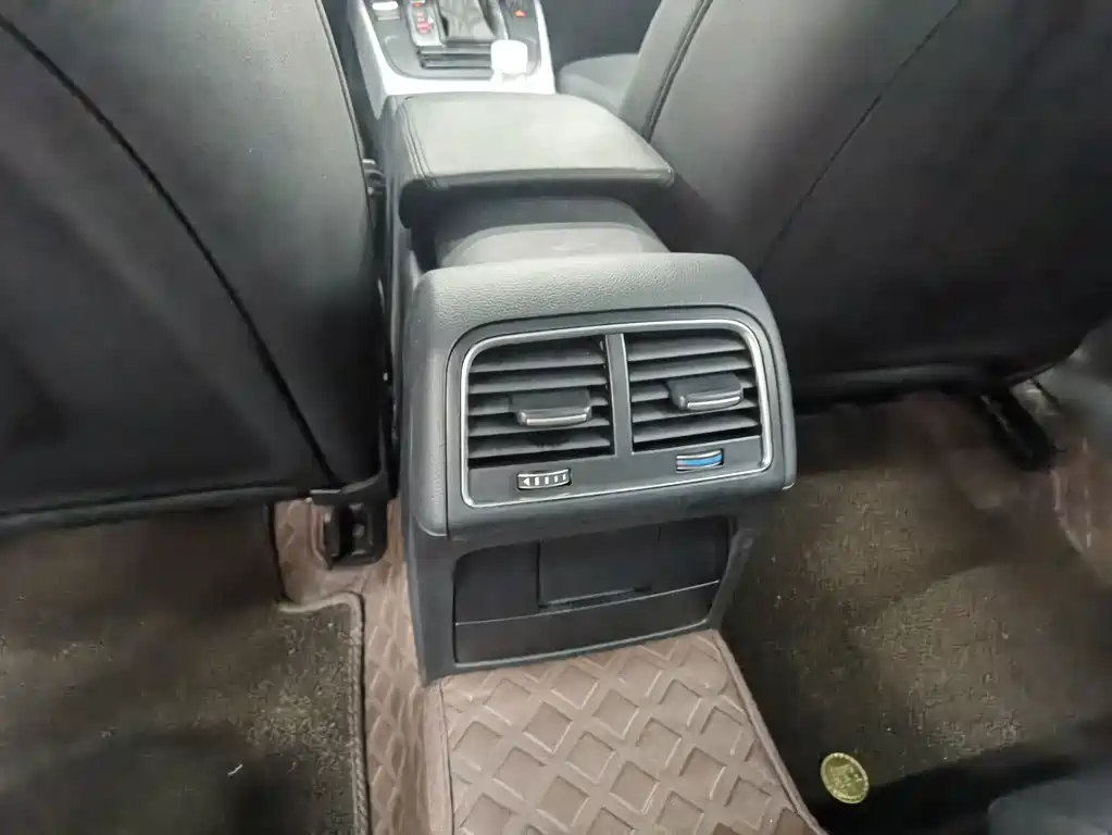 Audi A4L — миниатюра 14