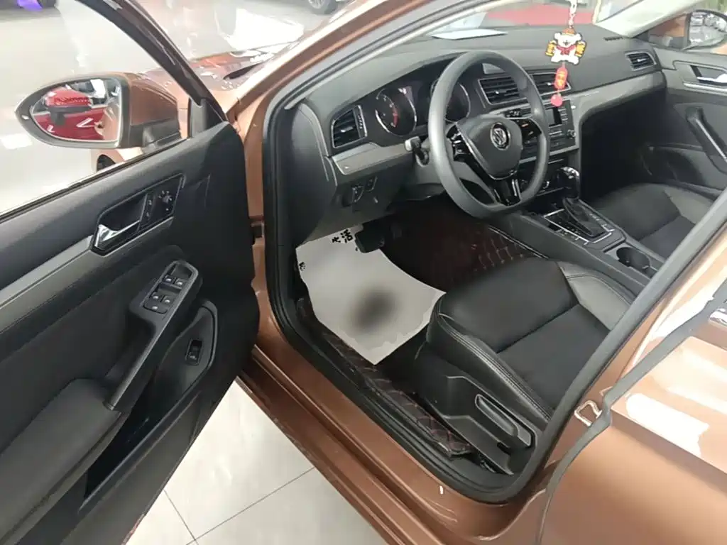 Volkswagen Lamando — миниатюра 16