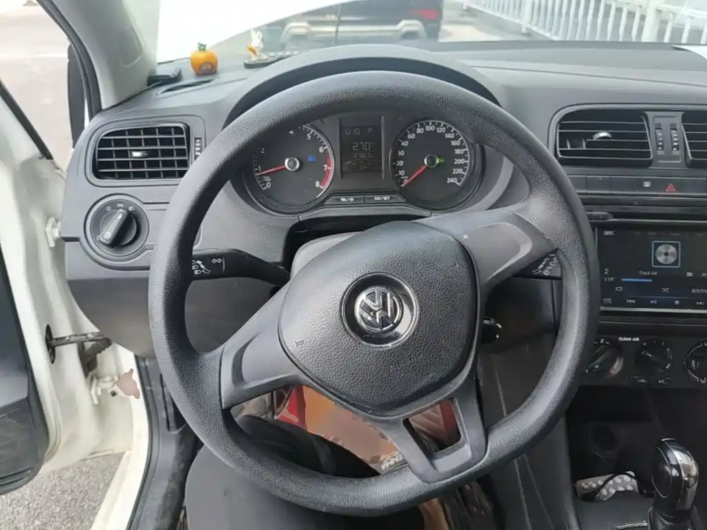 Volkswagen Polo — миниатюра 11