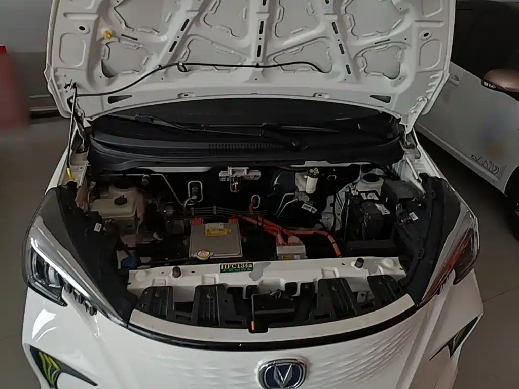 Changan Benben E-Star — миниатюра 20