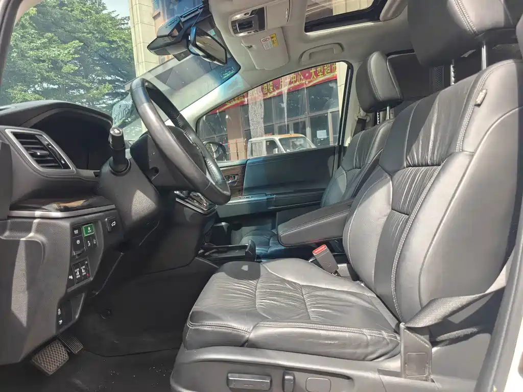Honda Odyssey — миниатюра 7