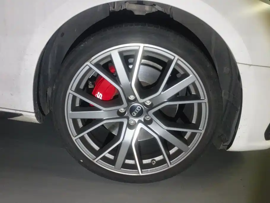 Audi A4L — миниатюра 6