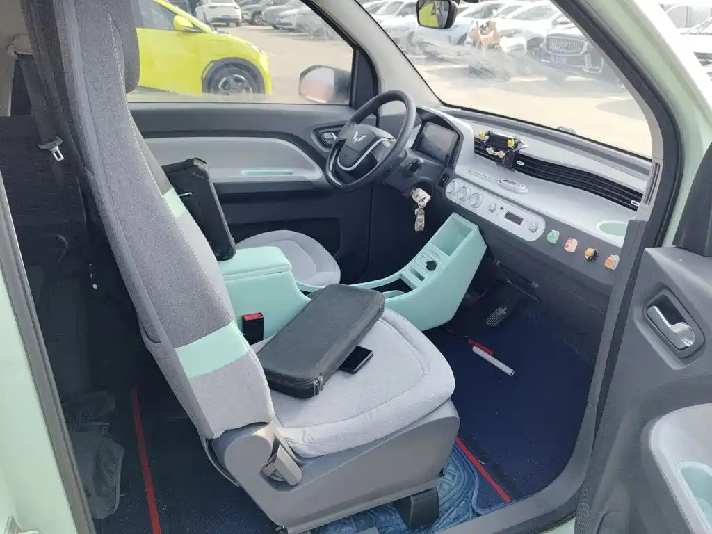 Wuling MINIEV — миниатюра 16