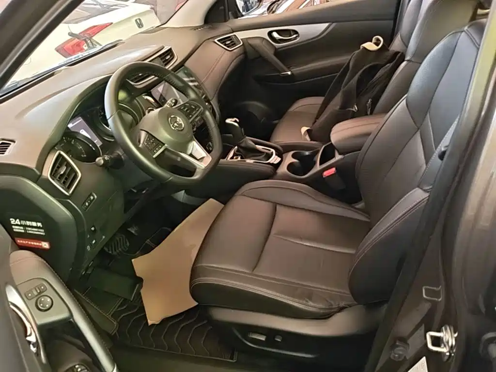Nissan Qashqai — миниатюра 15