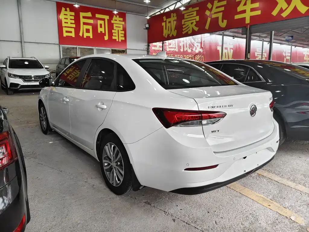 Buick Excelle — миниатюра 10
